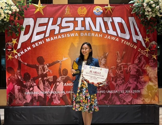 Bernyanyi dengan Cerita di Kepala: Cara Arwen Membawa Pulang Juara 1 Seriosa Putri Peksimida Jatim